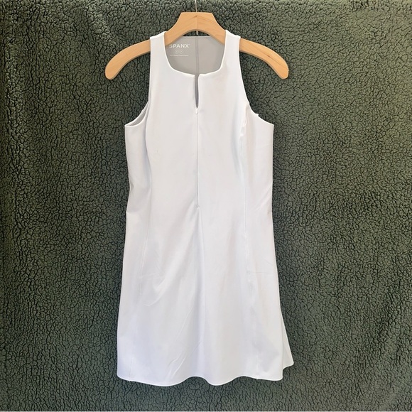 Spanx Shape Active Get Moving Zip Front Racer Back Dress Vivid White Small NWT - Picture 6 of 13